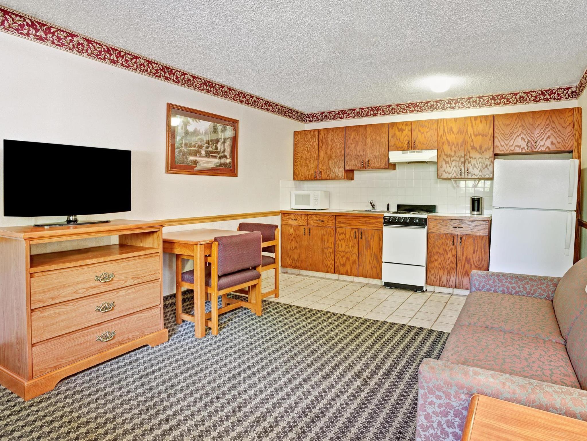 Days Inn & Suites By Wyndham Monroe Exteriér fotografie