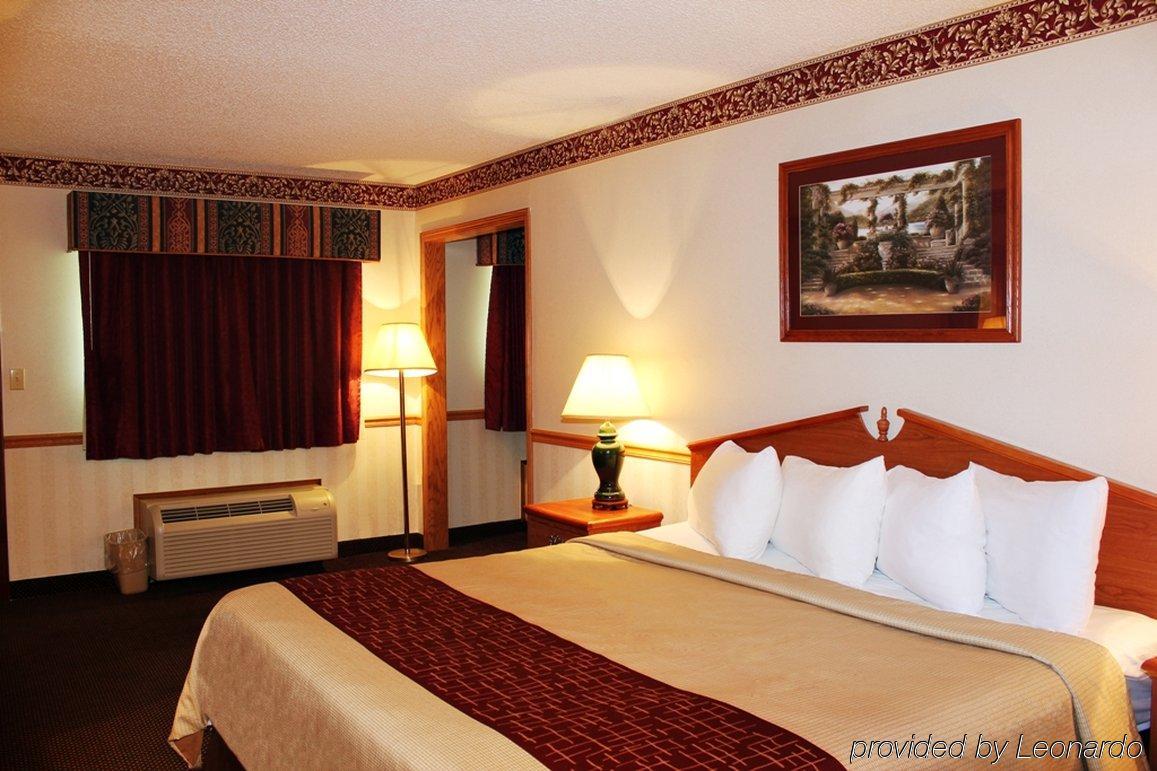 Days Inn & Suites By Wyndham Monroe Pokoj fotografie